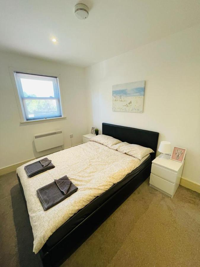 Lovely 2 Bedroom Serviced Apartment In Londra Dış mekan fotoğraf