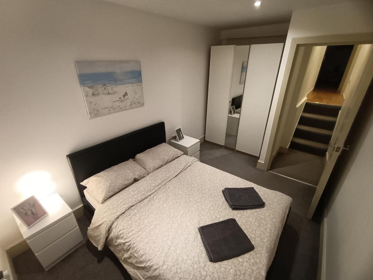 Lovely 2 Bedroom Serviced Apartment In Londra Dış mekan fotoğraf